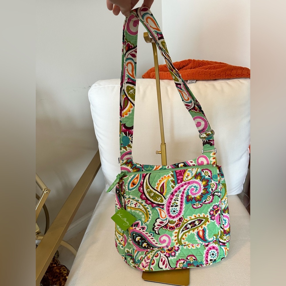 VERA BRADLEY PAISLEY BAG NWT